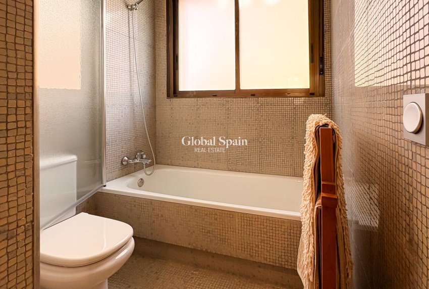 Revente - VILLA -
GUARDAMAR DEL SEGURA - Guardamar Playa