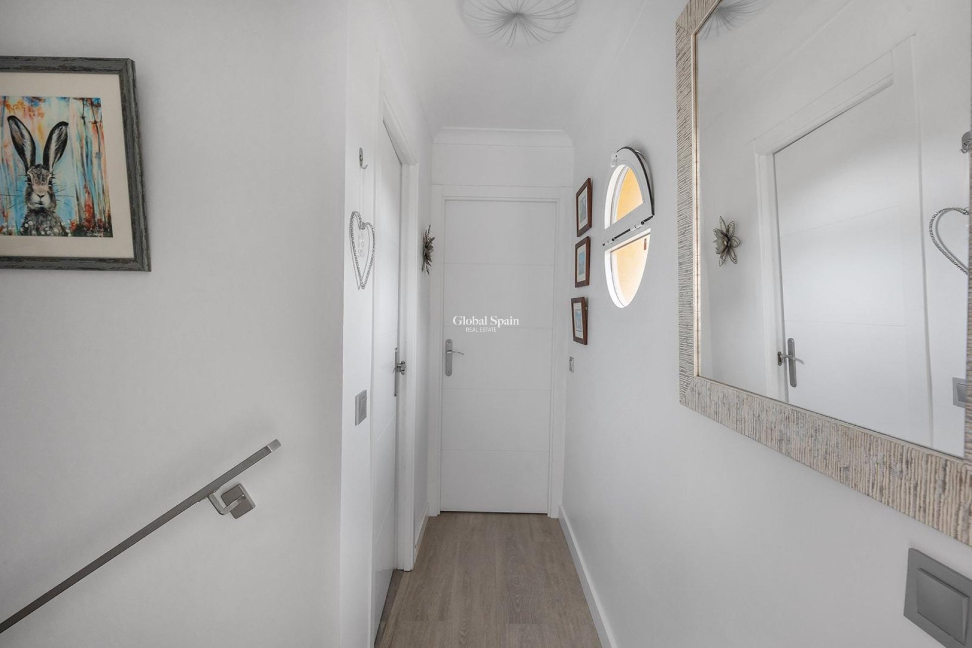 Revente - VILLA -
GUARDAMAR DEL SEGURA - Urbanizaciones