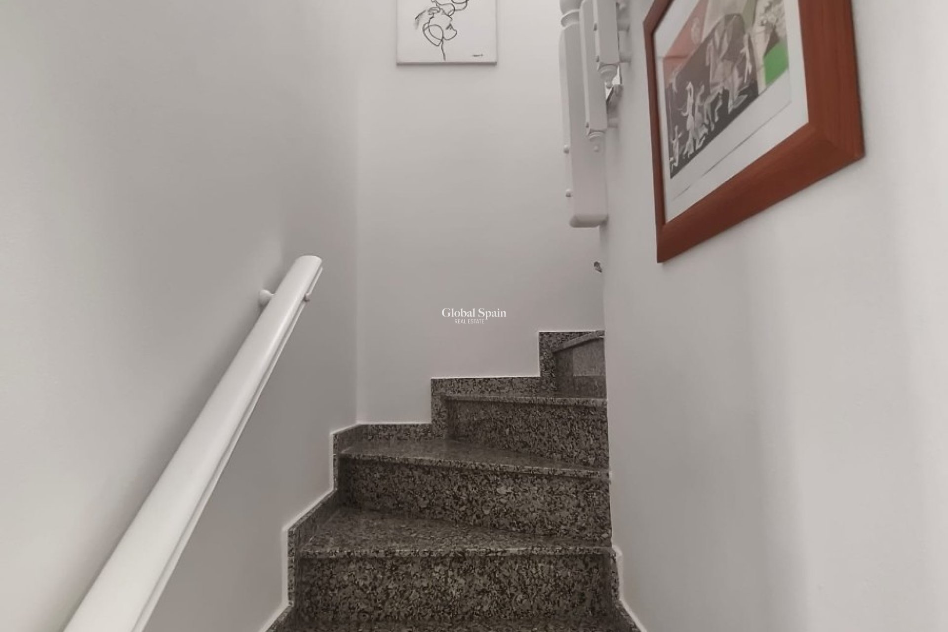 Revente - VILLA -
GUARDAMAR DEL SEGURA