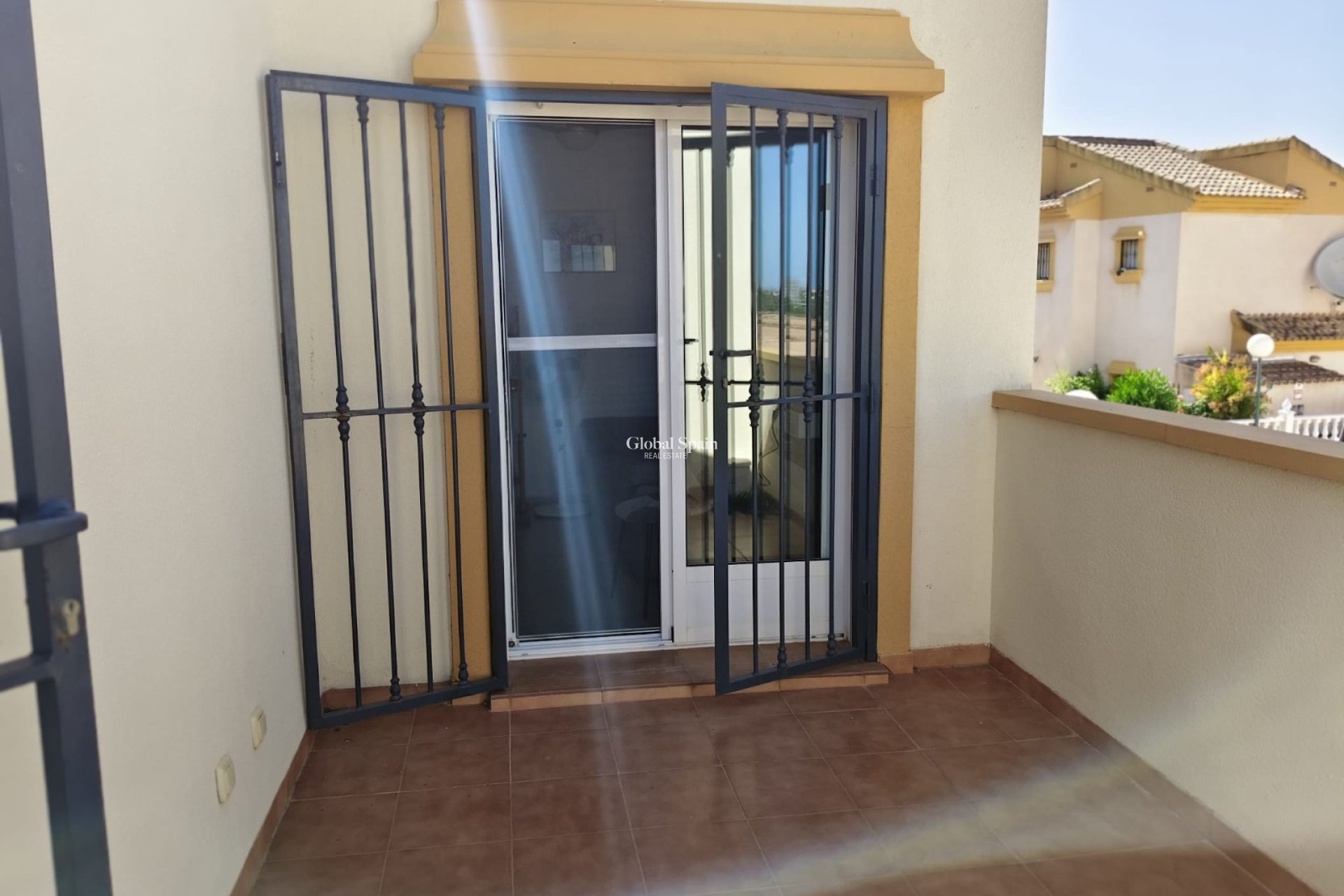 Revente - VILLA -
GUARDAMAR DEL SEGURA