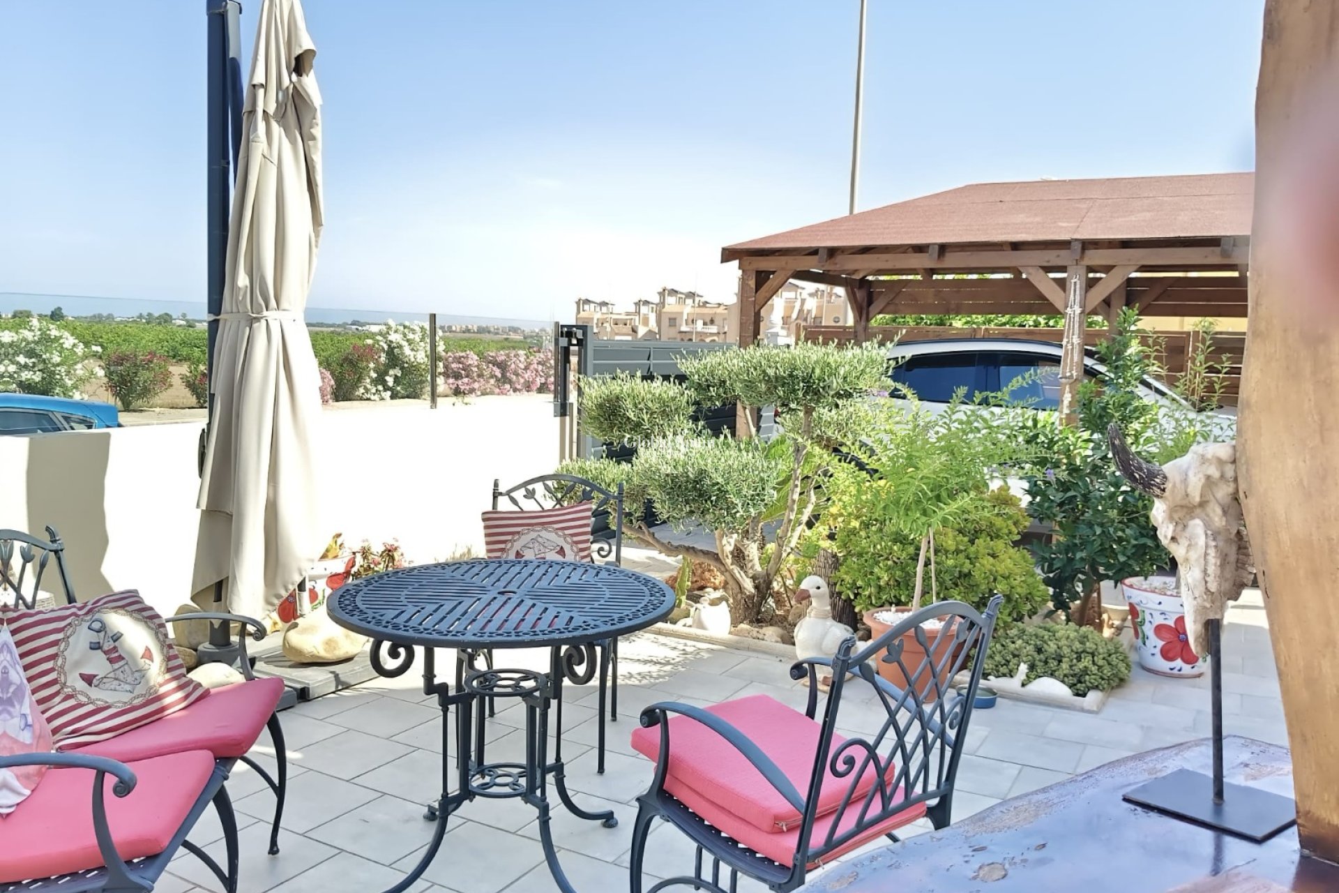 Revente - VILLA -
GUARDAMAR DEL SEGURA