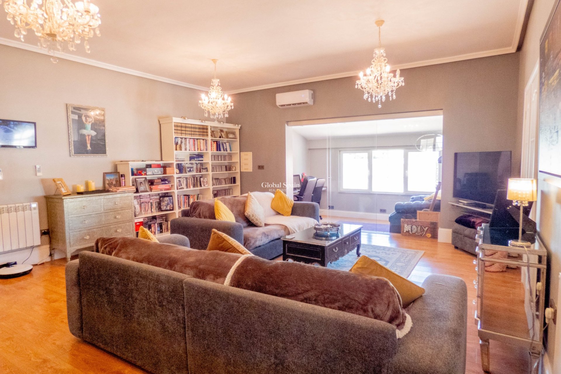 Revente - VILLA -
HEREDADES - Costa Blanca