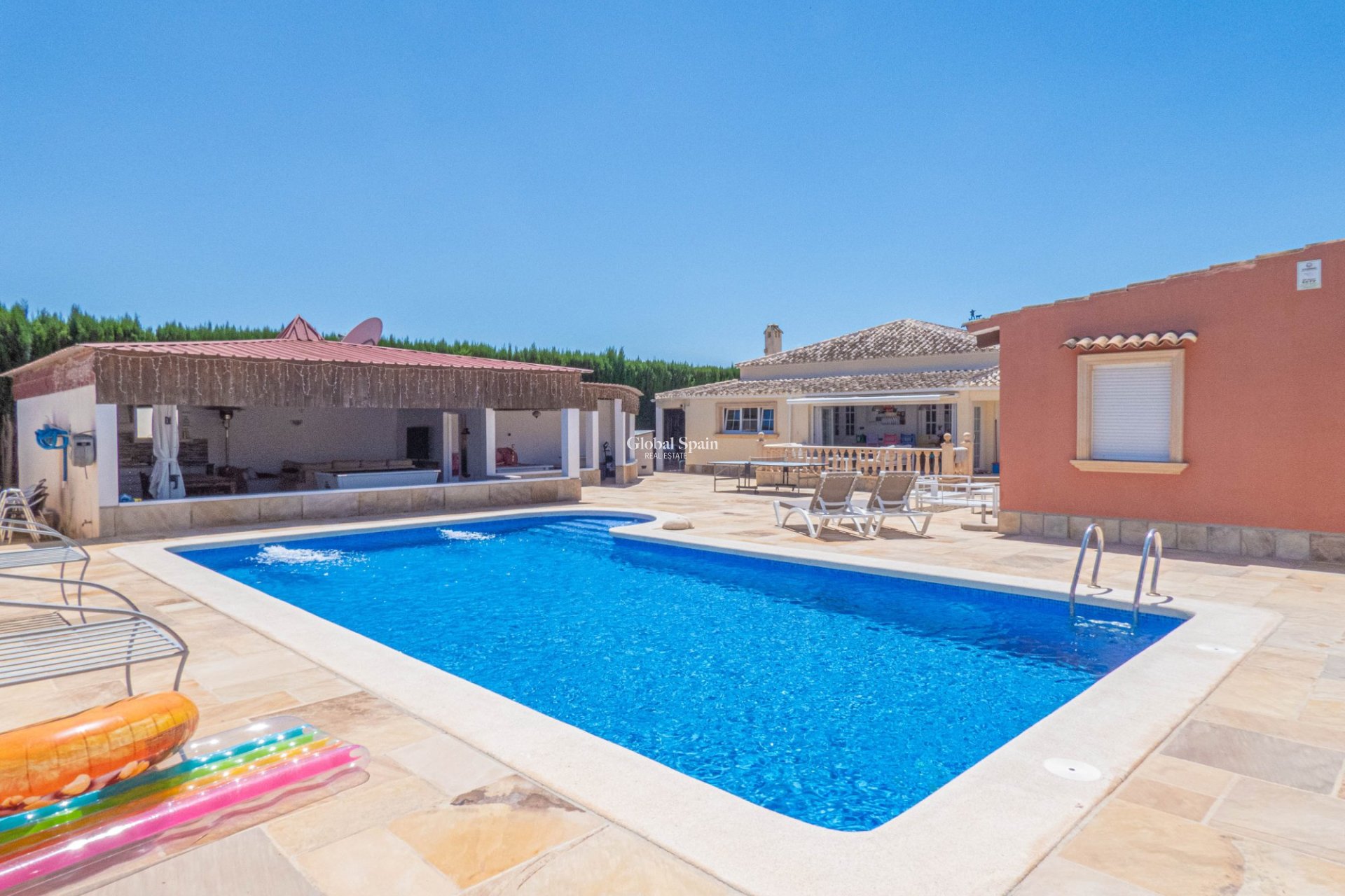 Revente - VILLA -
HEREDADES - Costa Blanca