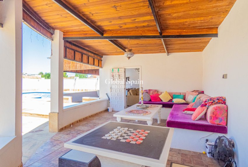Revente - VILLA -
HEREDADES - Costa Blanca