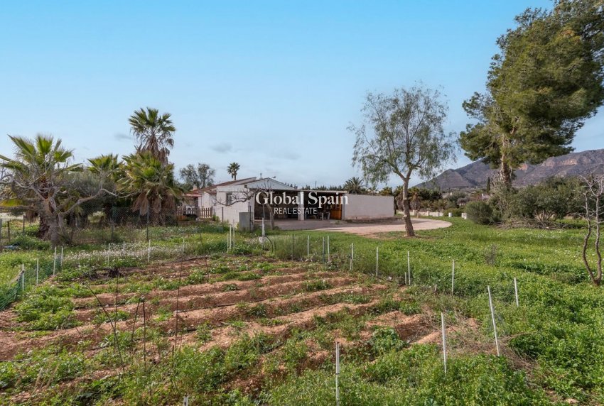 Revente - VILLA -
HONDÓN DE LAS NIEVES - Inland