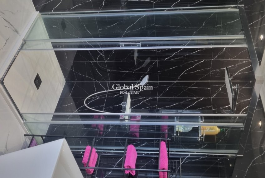 Revente - VILLA -
HONDÓN DE LOS FRAILES - Inland