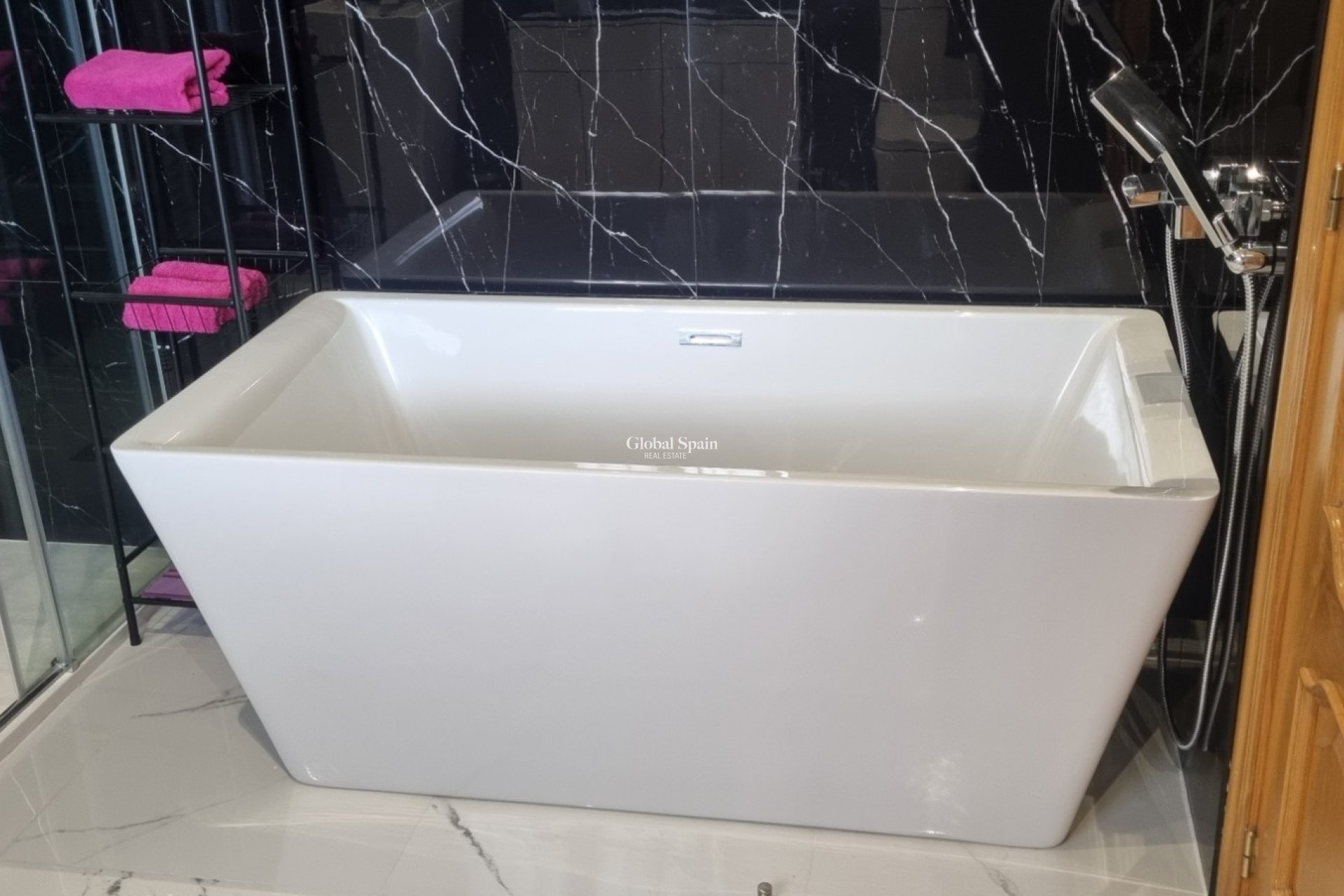 Revente - VILLA -
HONDÓN DE LOS FRAILES - Inland