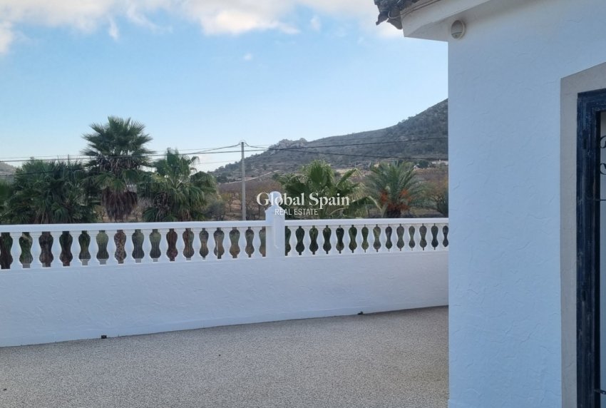 Revente - VILLA -
HONDÓN DE LOS FRAILES - Inland