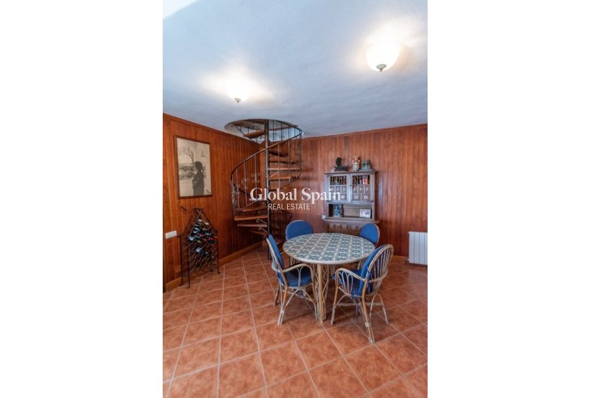 Revente - Villa indépendante -
GUARDAMAR DEL SEGURA - Guardamar Playa