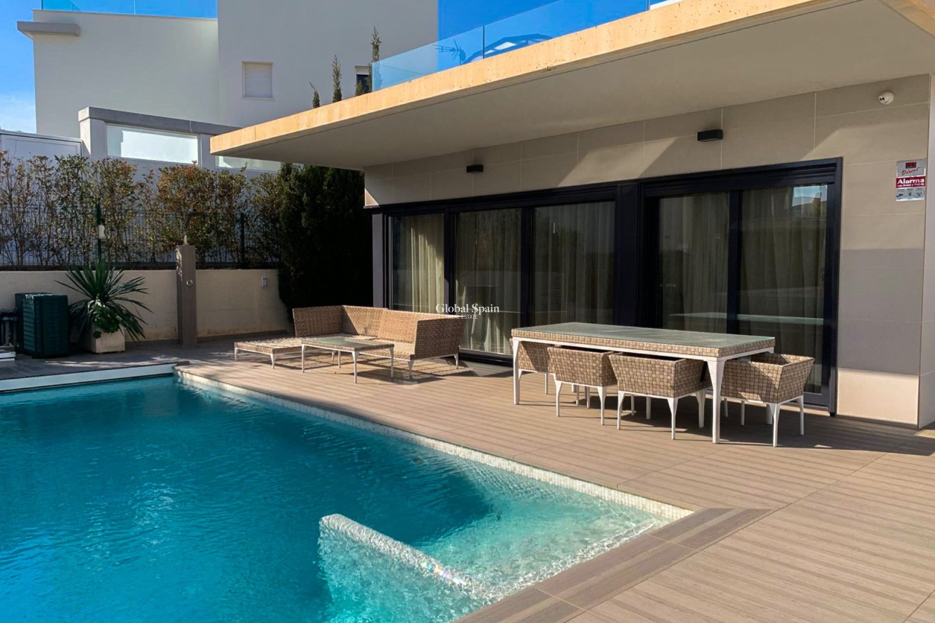 Revente - Villa indépendante -
ORIHUELA COSTA - CAMPOAMOR