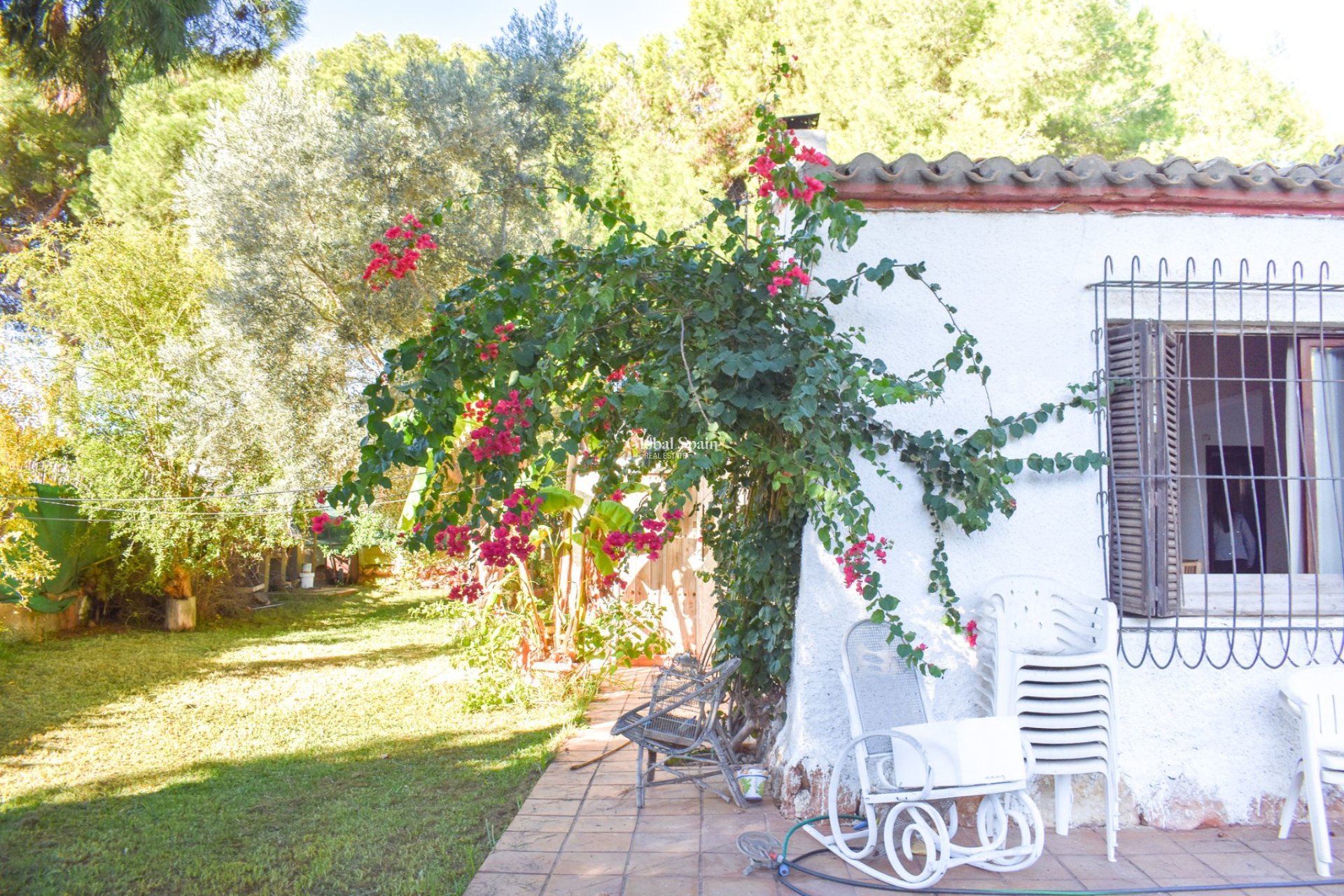 Revente - Villa indépendante -
ORIHUELA COSTA - Punta Prima