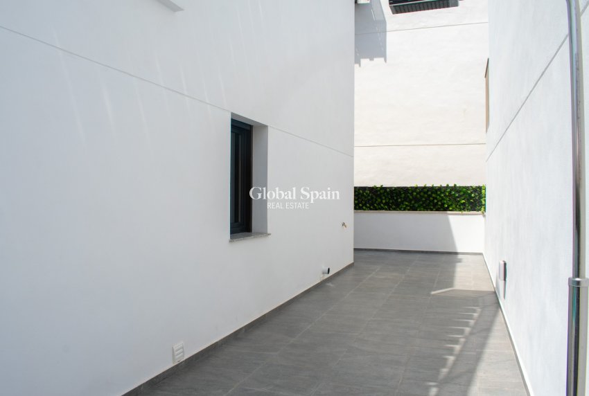 Revente - Villa indépendante -
TORREVIEJA - La Siesta - El Salado - Torreta