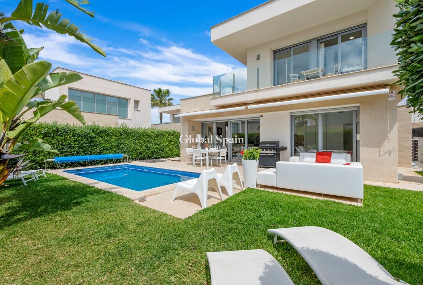 Revente - VILLA -
JACARILLA - Inland