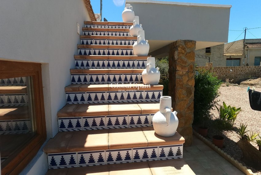 Revente - VILLA -
JACARILLA - Jacarilla