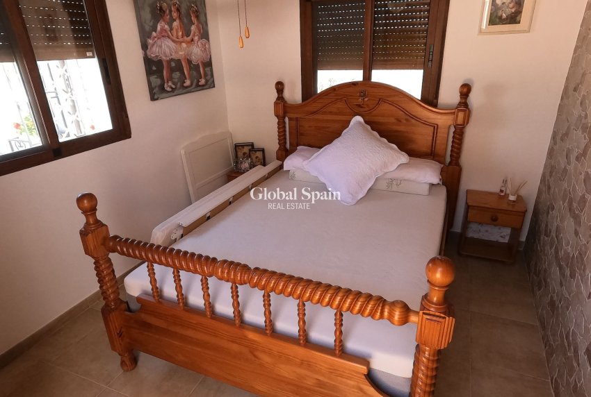 Revente - VILLA -
JACARILLA - Jacarilla