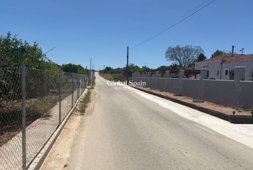 Revente - VILLA -
JACARILLA - Jacarilla