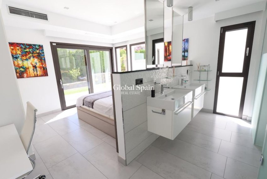 Revente - Villa -
Jávea - Xàbia - Monte Olimpo