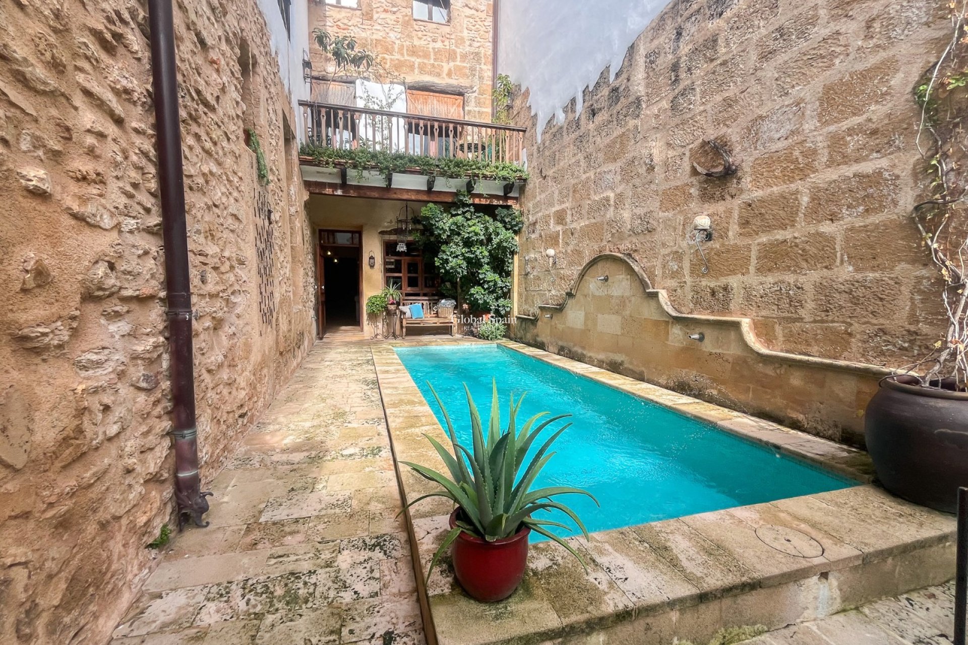 Revente - VILLA -
JÁVEA