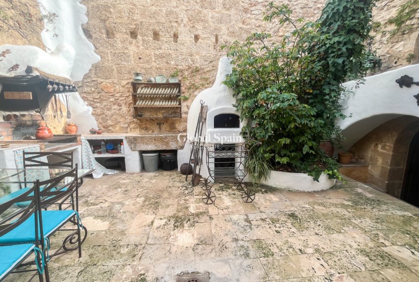 Revente - VILLA -
JÁVEA