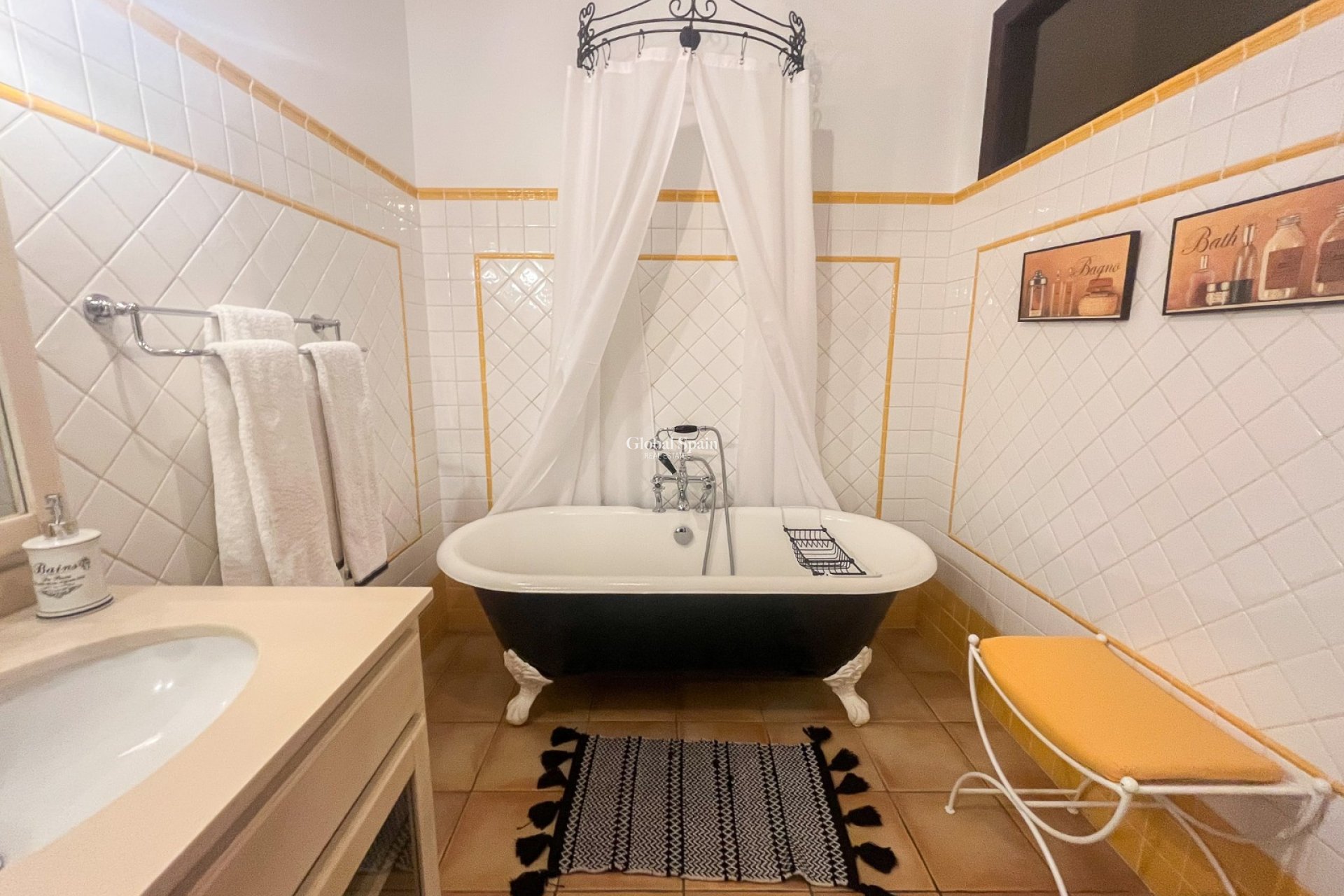 Revente - VILLA -
JÁVEA