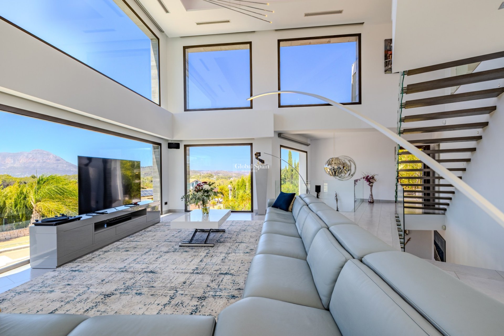 Revente - VILLA -
JÁVEA