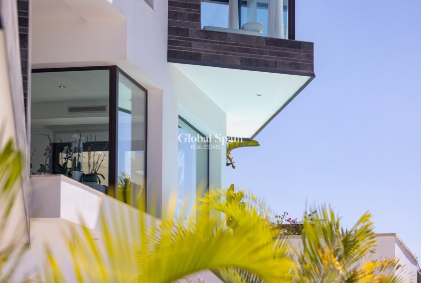 Revente - VILLA -
JÁVEA