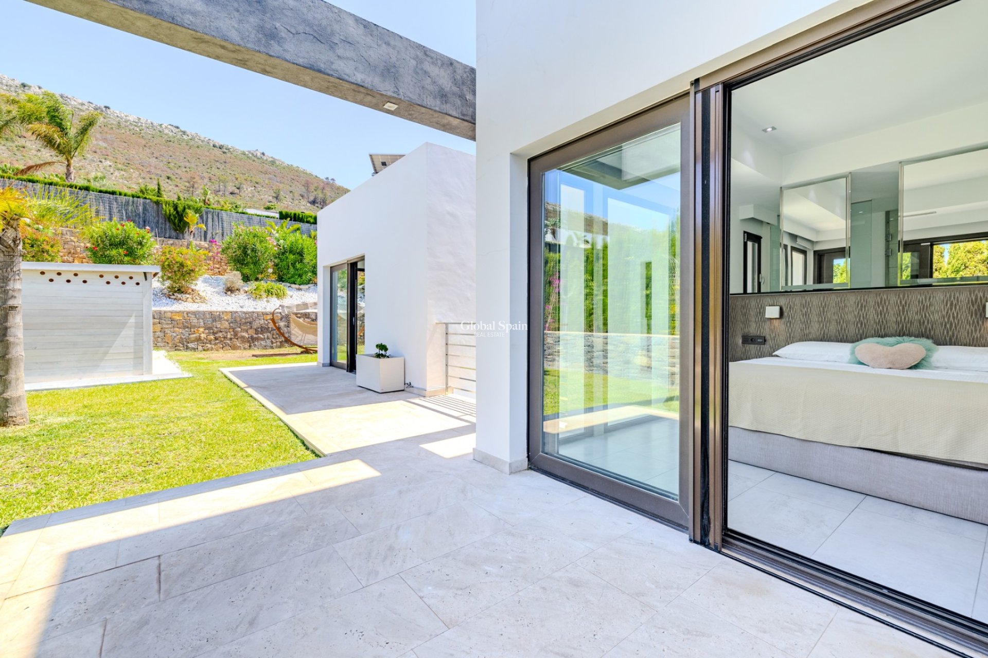 Revente - VILLA -
JÁVEA