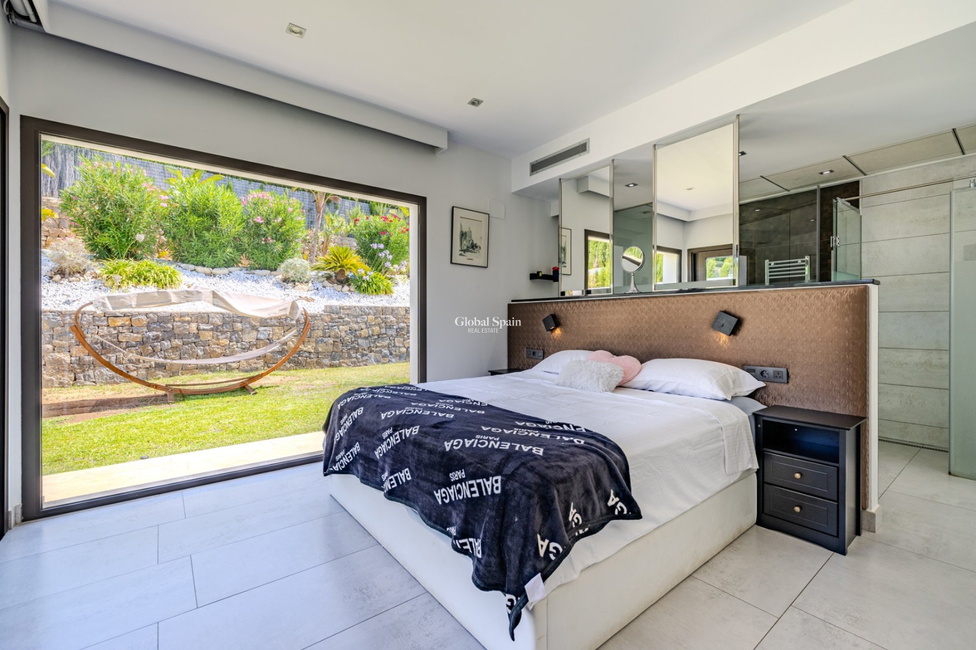 Revente - VILLA -
JÁVEA