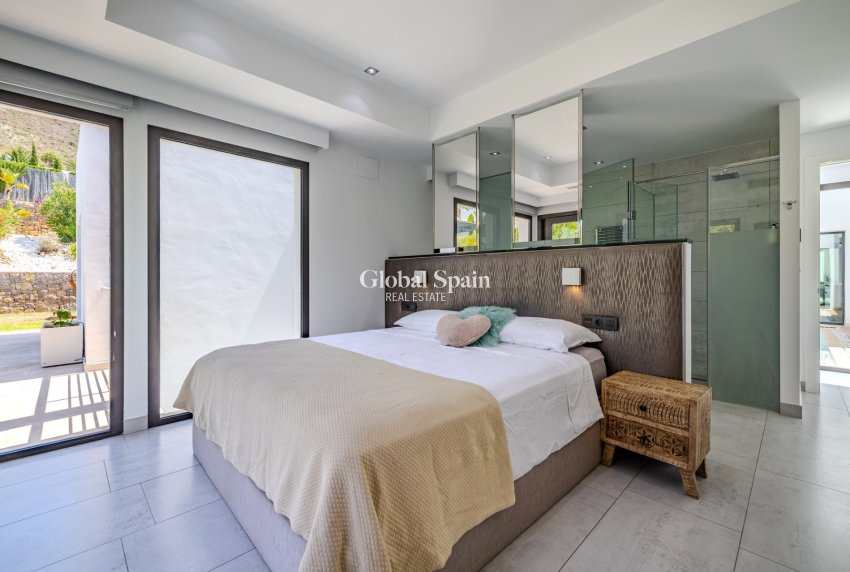 Revente - VILLA -
JÁVEA