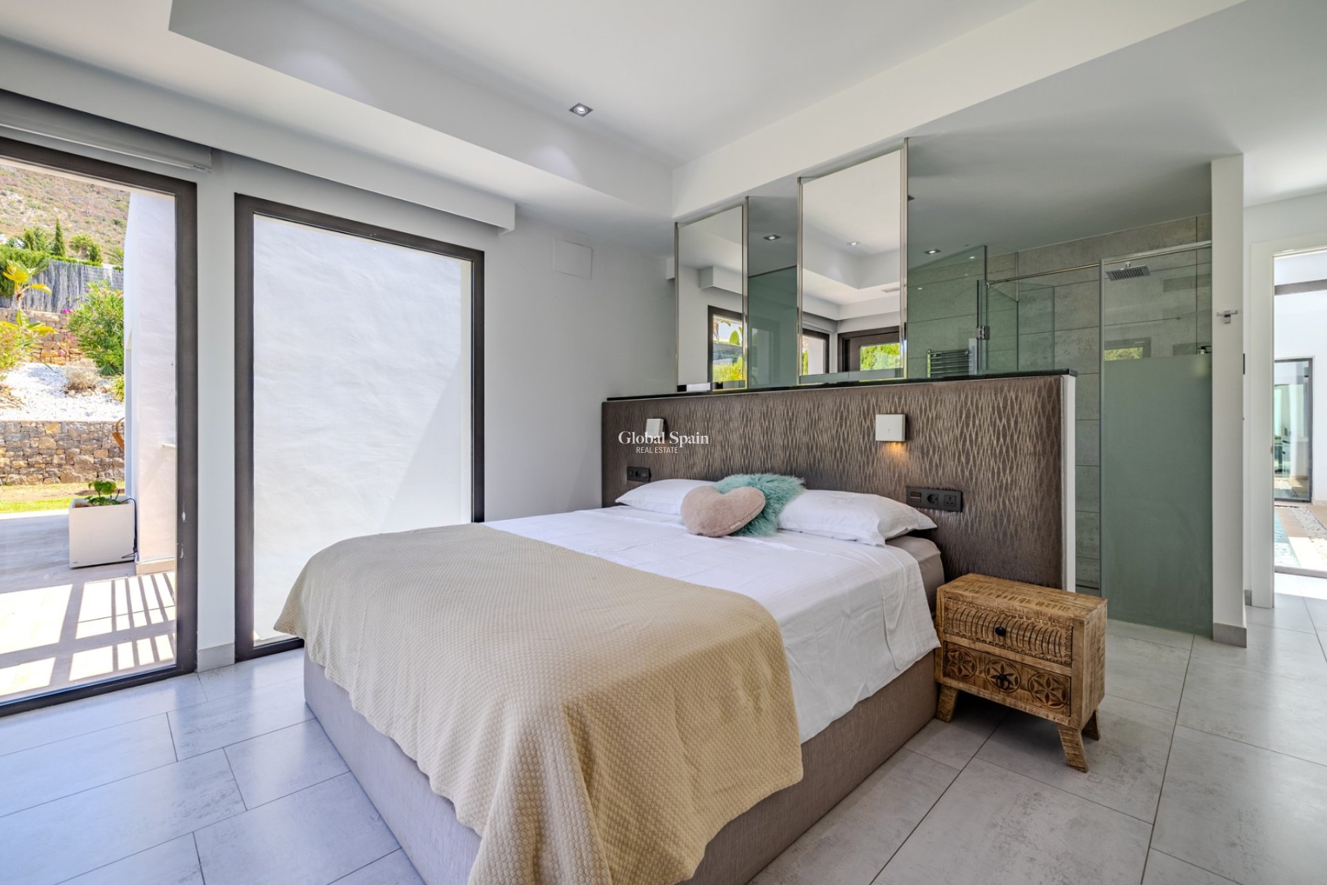 Revente - VILLA -
JÁVEA