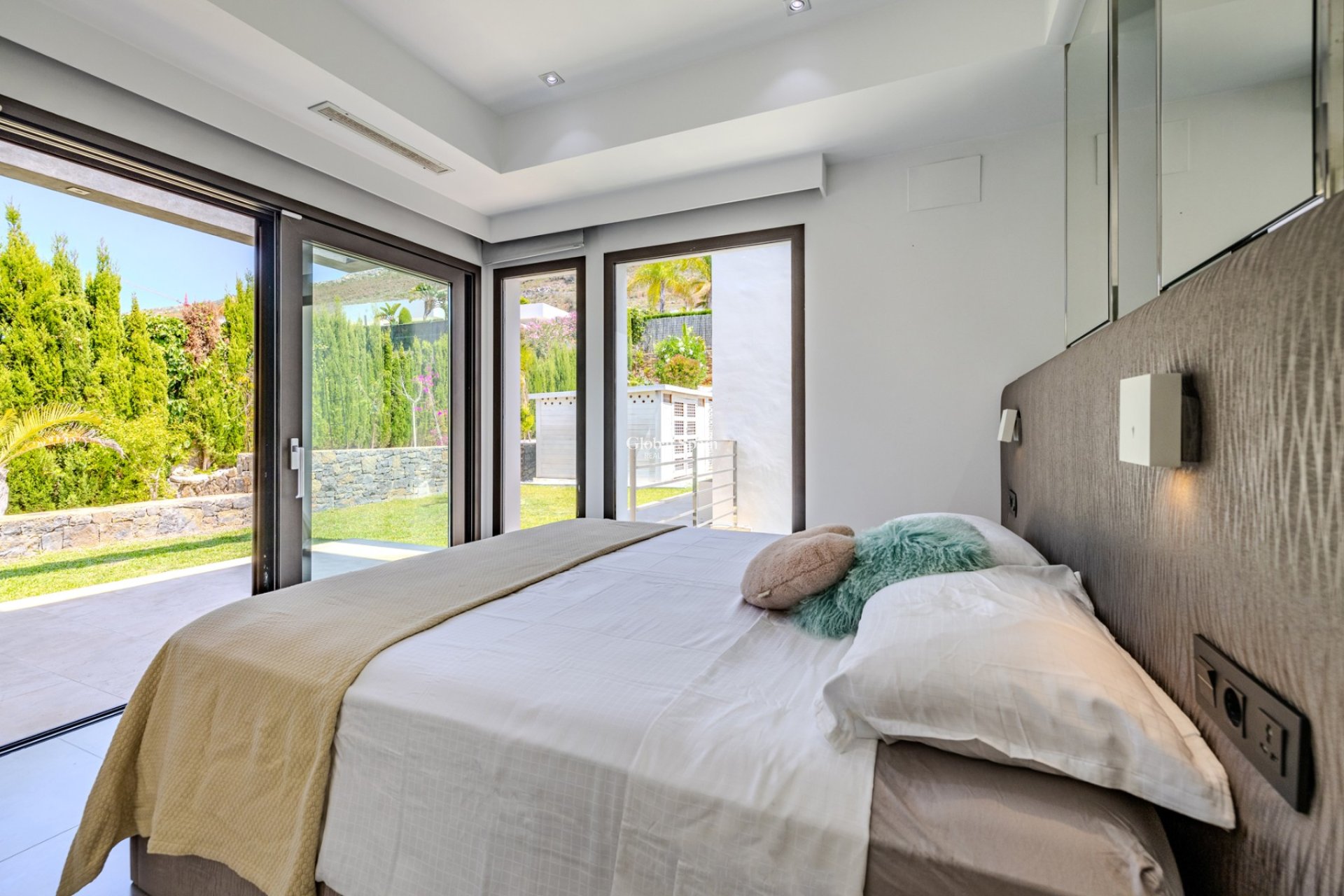 Revente - VILLA -
JÁVEA