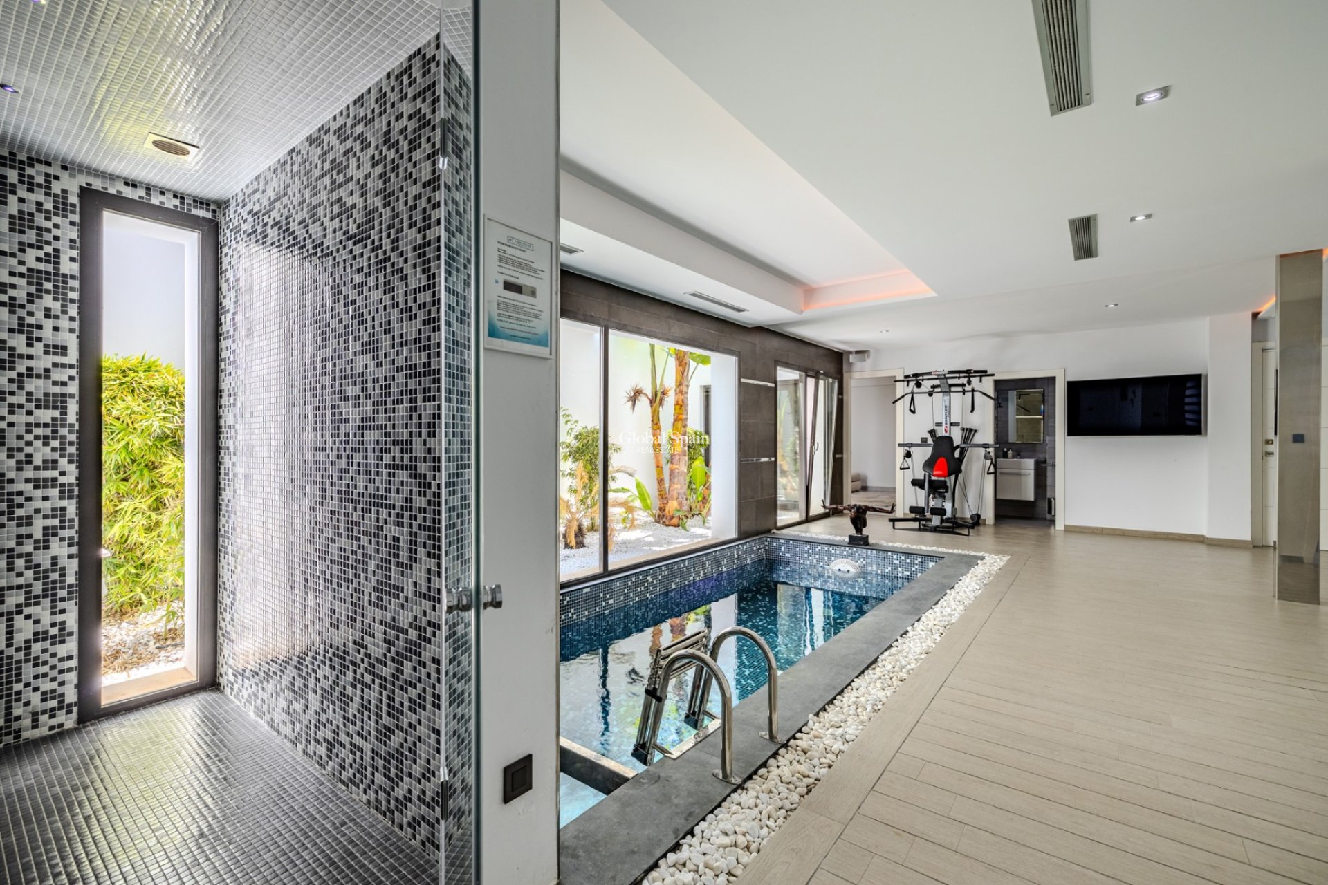 Revente - VILLA -
JÁVEA