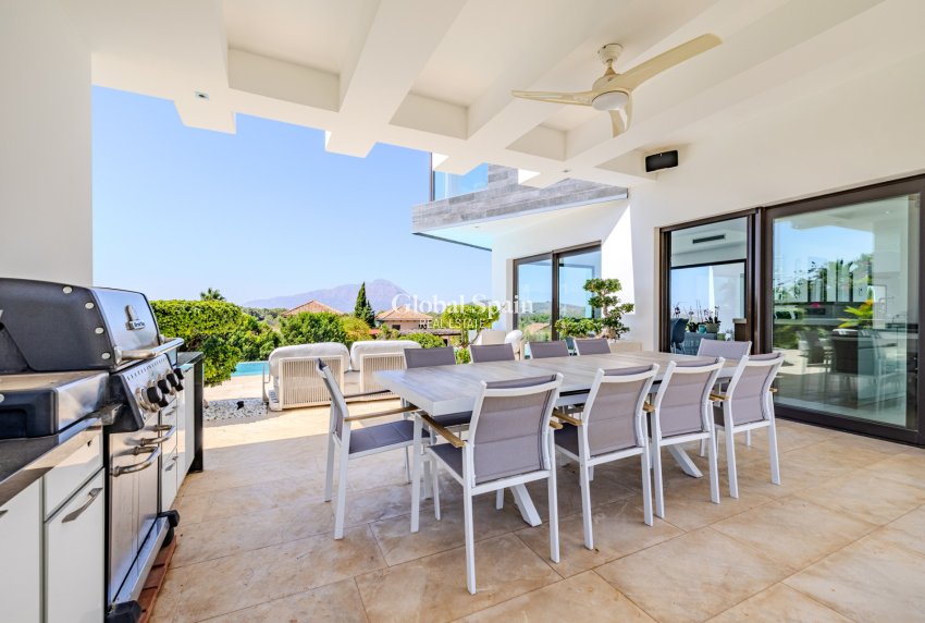 Revente - VILLA -
JÁVEA