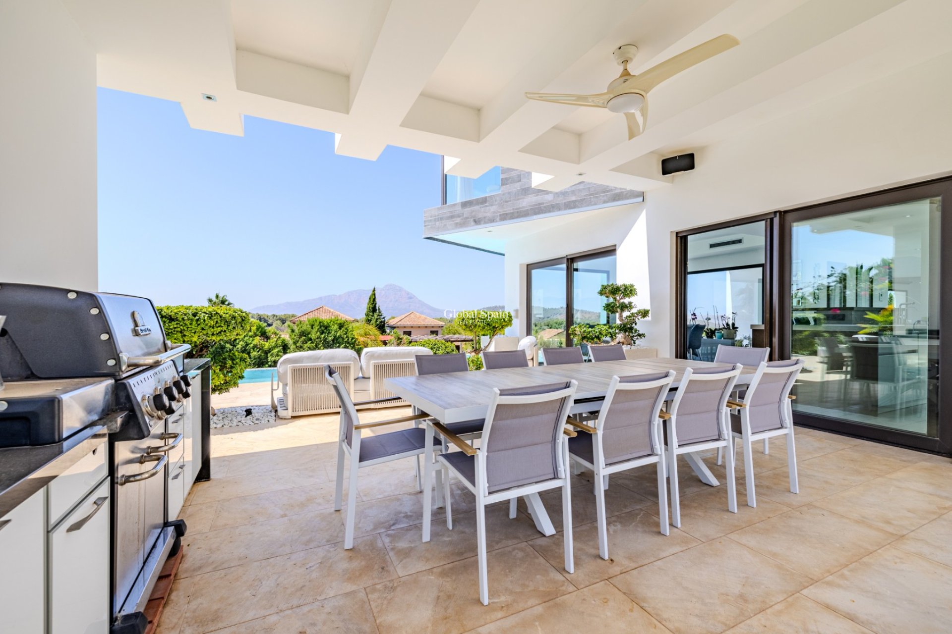 Revente - VILLA -
JÁVEA