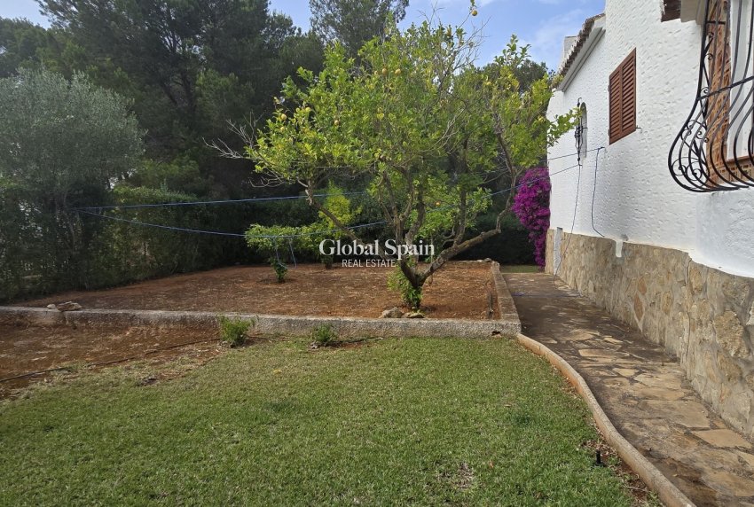 Revente - VILLA -
JÁVEA