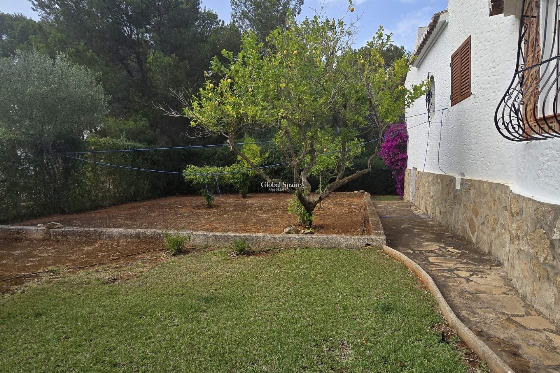 Revente - VILLA -
JÁVEA