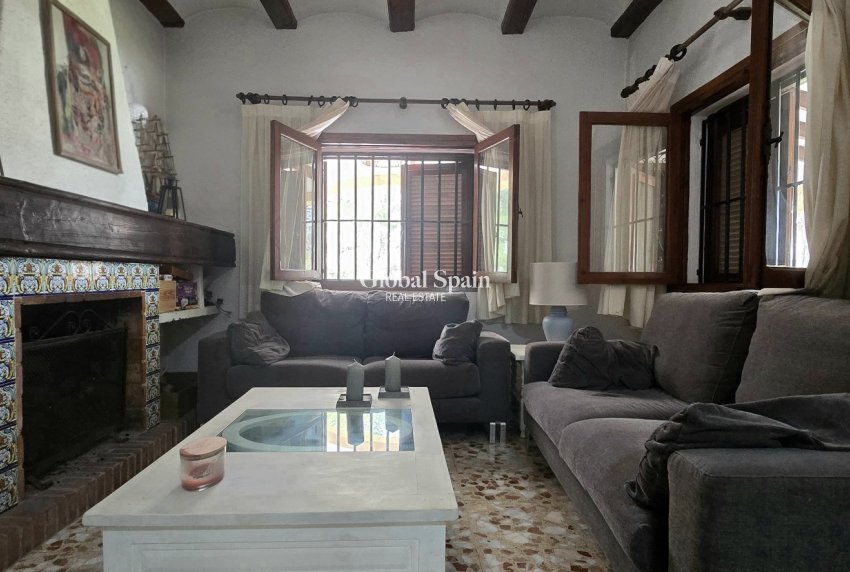 Revente - VILLA -
JÁVEA