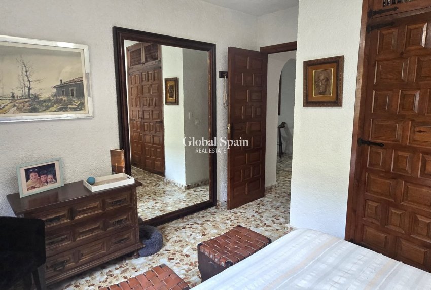 Revente - VILLA -
JÁVEA