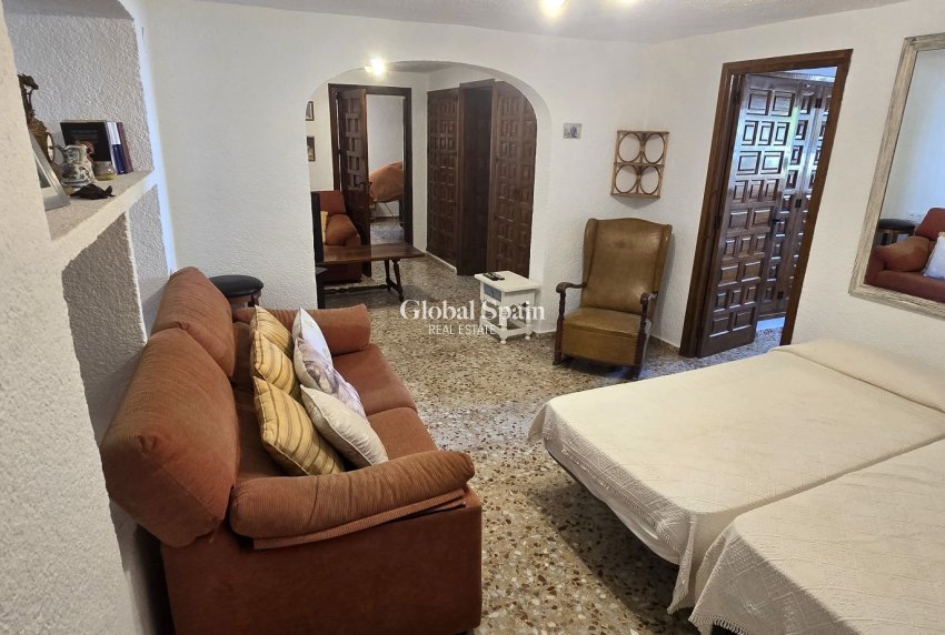 Revente - VILLA -
JÁVEA