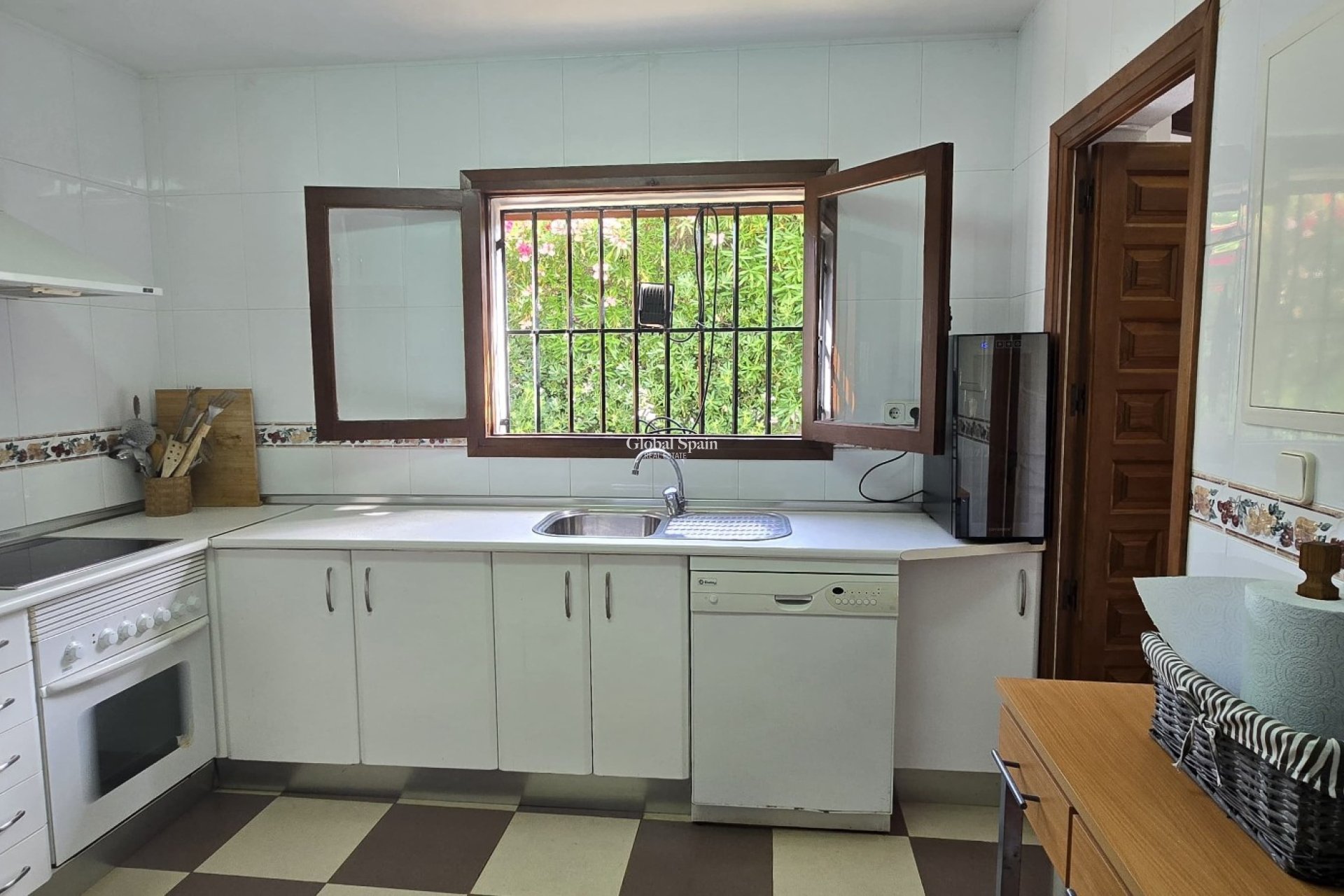 Revente - VILLA -
JÁVEA