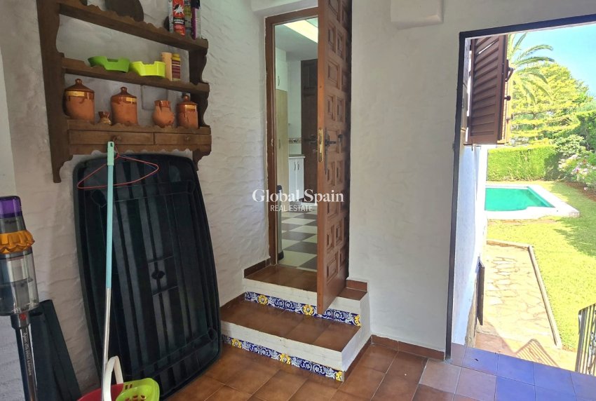 Revente - VILLA -
JÁVEA