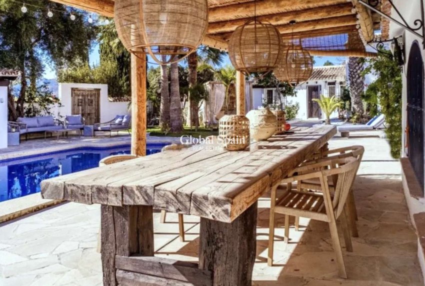 Revente - VILLA -
JESÚS POBRE - Inland