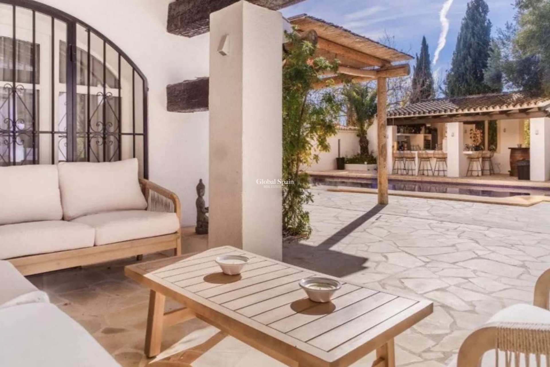 Revente - VILLA -
JESÚS POBRE - Inland