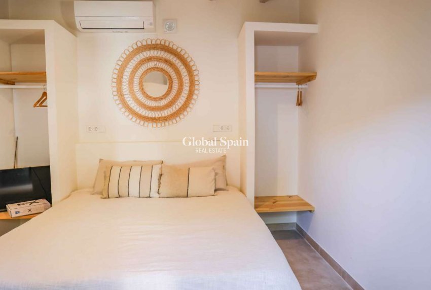 Revente - VILLA -
JESÚS POBRE - Inland