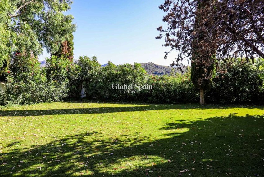 Revente - VILLA -
JESÚS POBRE - Inland