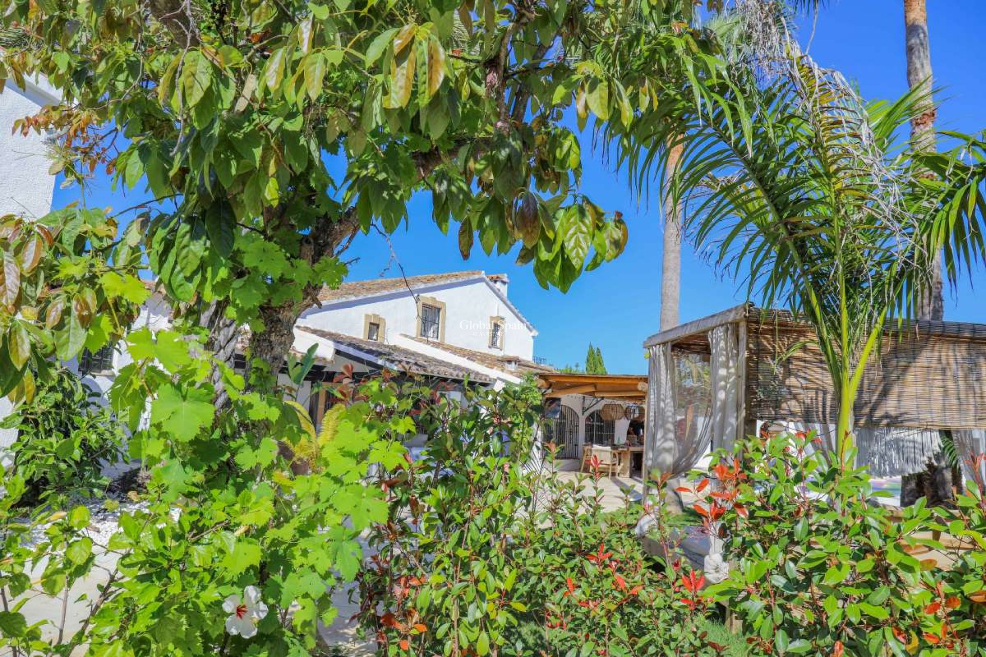 Revente - VILLA -
JESÚS POBRE - Inland