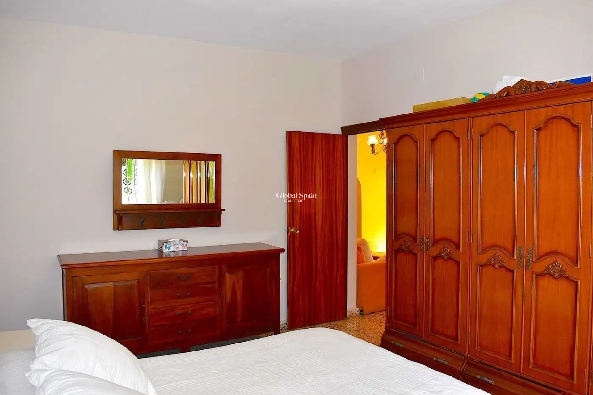 Revente - VILLA -
L'ALBIR - center