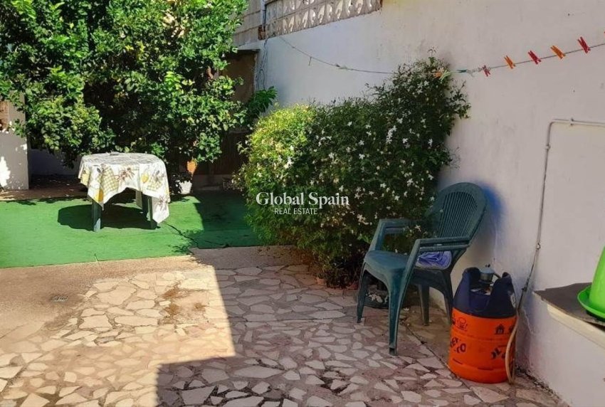 Revente - VILLA -
L'ALBIR - center