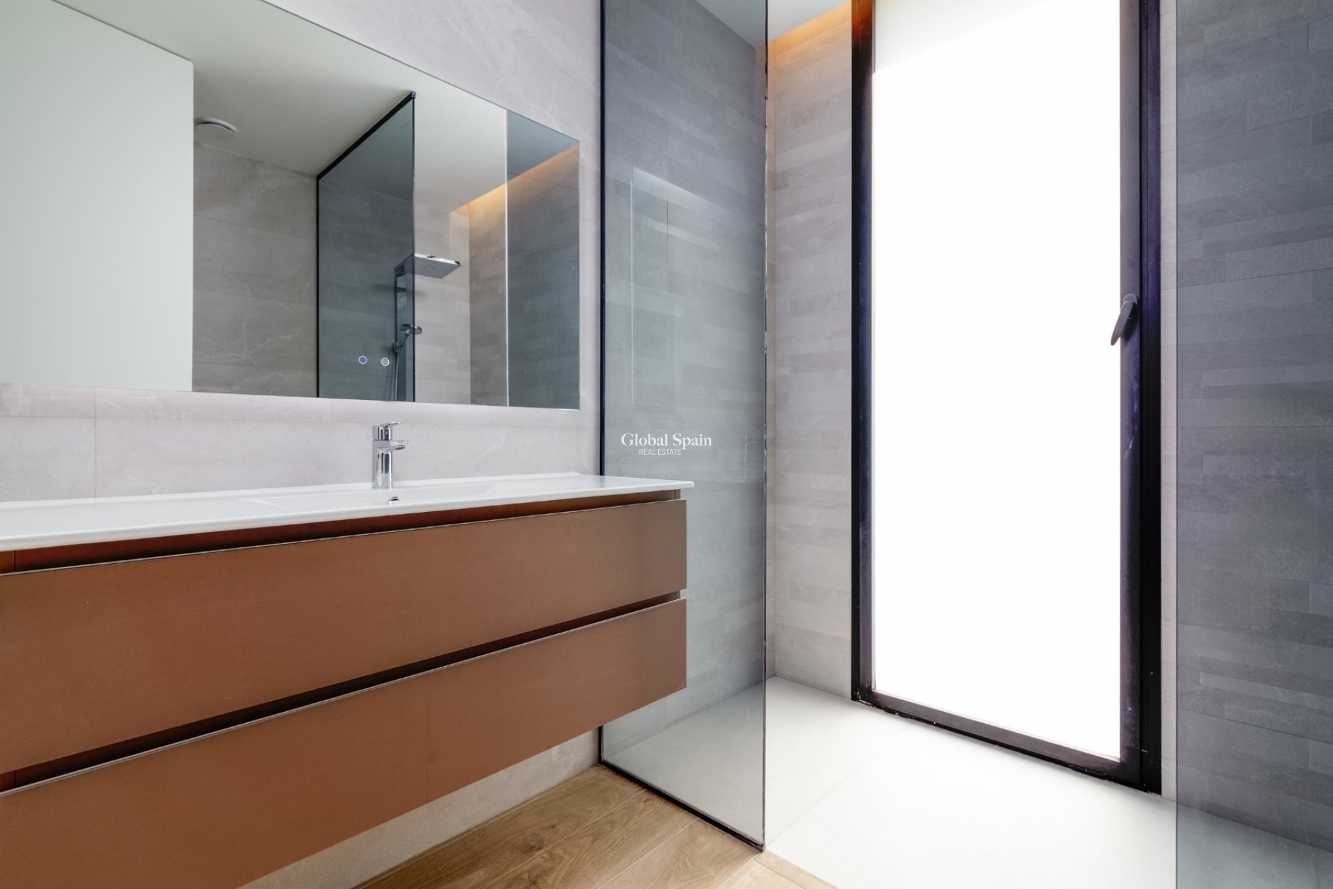 Revente - VILLA -
L'ALBIR - center