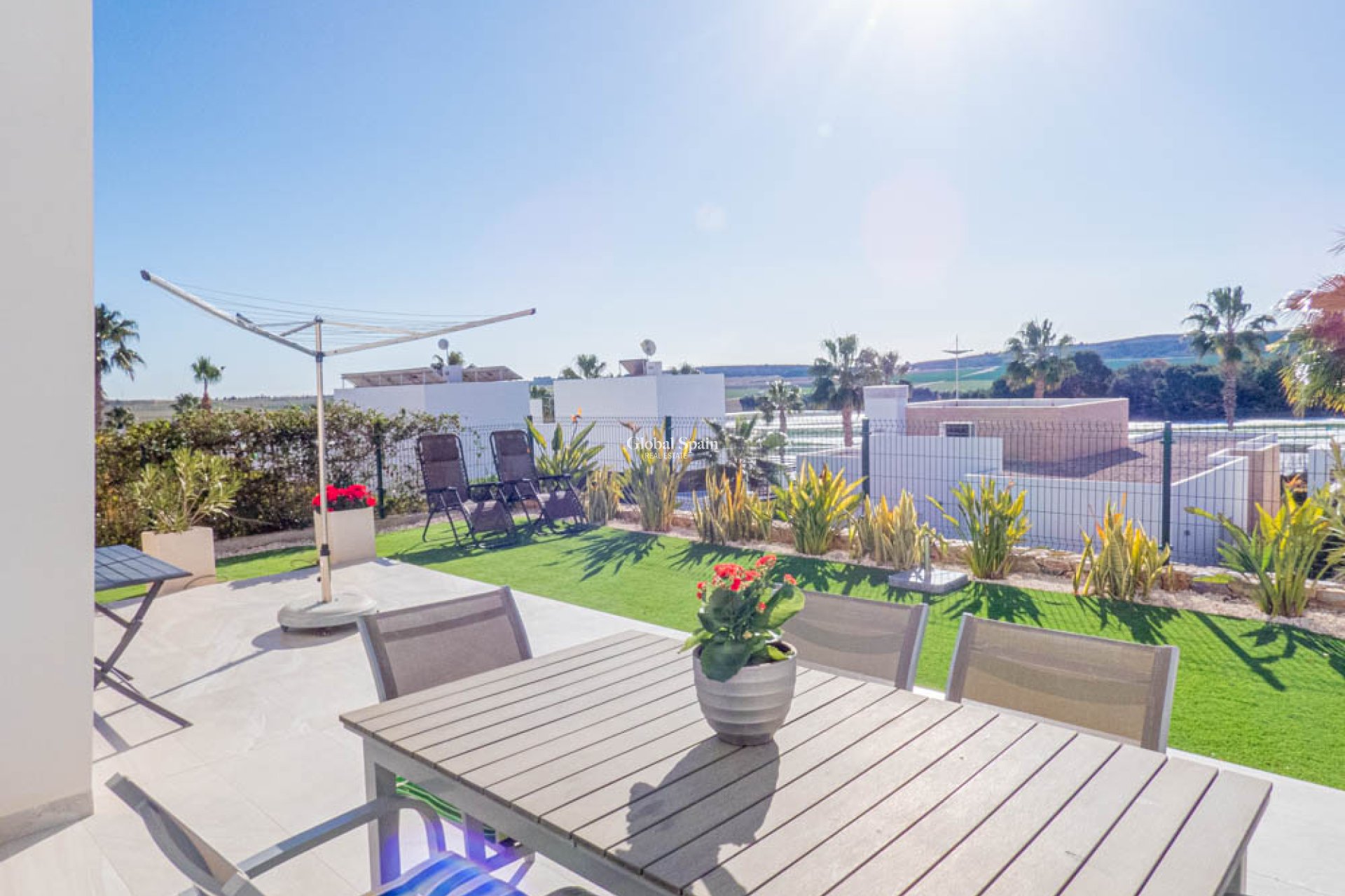 Revente - VILLA -
LA FINCA GOLF - Algorfa